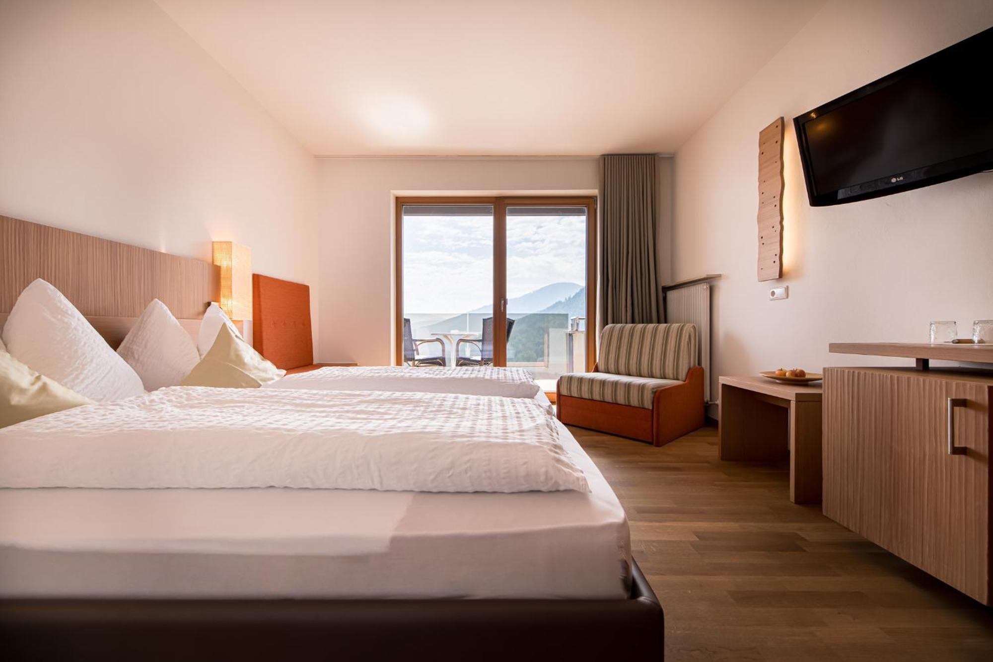 Olang Kronplatz-Resort Hotel Kristall מראה חיצוני תמונה